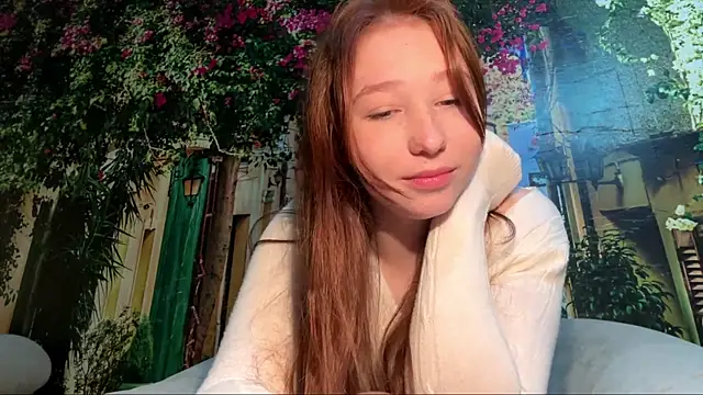 ArnitaMacek online show from May 22, 2026, 11:27 am