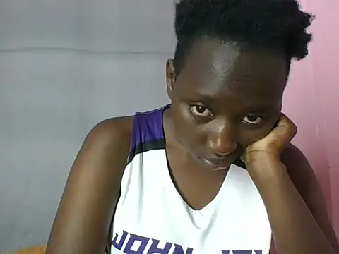 sexxydimples online show from June 17, 2026, 10:28 am