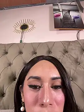 fuckgirlforyou online show from June 1, 2026, 12:01 am