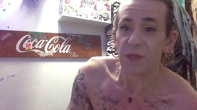 Snapshot of VanillaSnowcones chatting on June 6, 2026, 6:45 pm VanillaSnowcones online show from June 6, 2026, 6:45 pm