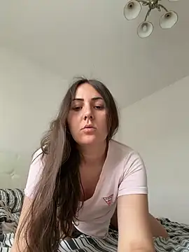BrunetteNymph online show from June 11, 2026, 7:39 am