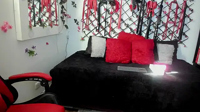 kimmy wold online show from June 11, 2026, 1:31 pm
