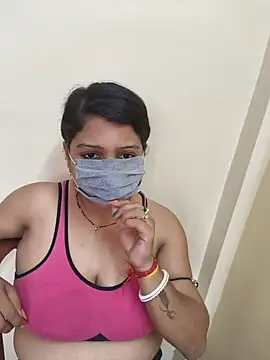 Queen-radhika online show from May 25, 2026, 9:37 am