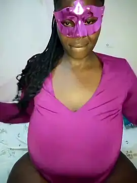 curvyperry online show from July 7, 2026, 10:58 pm