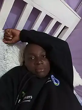 Ebonylouisa online show from July 11, 2026, 4:53 pm
