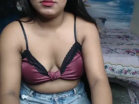 Snapshot of your-ishika chatting on June 5, 2026, 5:25 am your-ishika online show from June 5, 2026, 5:25 am