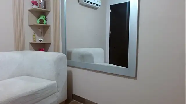  cloe 21 online show from June 17, 2026, 12:18 pm