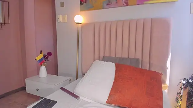 KatherinSky online show from June 27, 2026, 4:23 pm