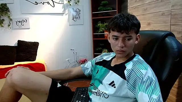 Ryan grayx online show from June 27, 2026, 3:17 pm