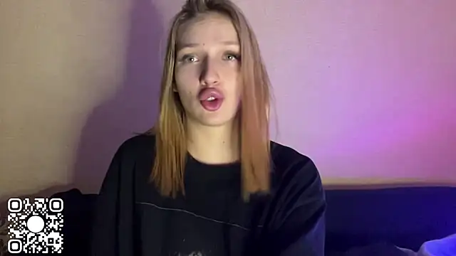 xXMelanieseXx online show from July 10, 2026, 3:25 pm