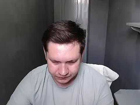 Snapshot of Max_Marlyn chatting on June 18, 2026, 4:24 am Max Marlyn online show from June 18, 2026, 4:24 am