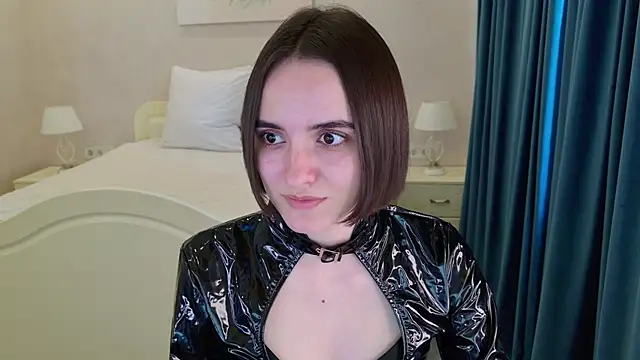 Daisy Heart online show from July 1, 2026, 8:05 am