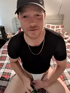 Straight GuyUK online show from June 28, 2026, 10:54 am