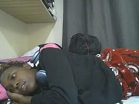 Snapshot of sexylittleprincess1 chatting on June 11, 2026, 8:29 pm sexylittleprincess1 online show from June 11, 2026, 8:29 pm