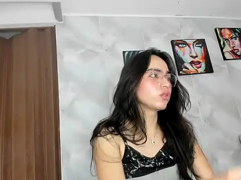 katalina latin20 online show from June 3, 2026, 2:33 pm