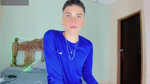 latino boyy  online show from July 26, 2026, 4:20 am