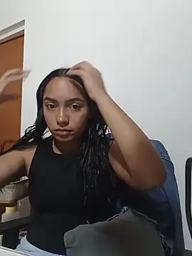 xcleila online show from June 14, 2026, 2:35 am