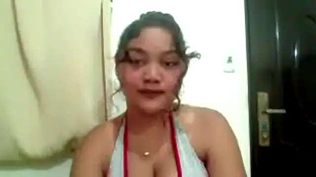 LaelJunge online show from May 29, 2026, 1:31 pm