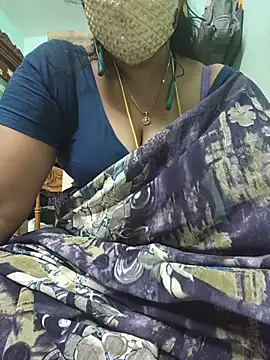 Snapshot of Tamil-kaviya98 chatting on June 22, 2026, 5:32 pm Tamil-kaviya98 online show from June 22, 2026, 5:32 pm