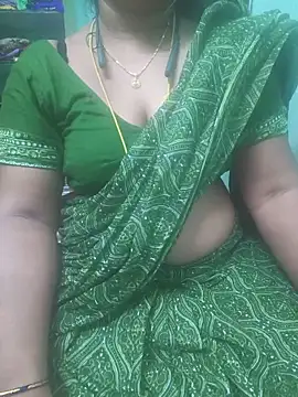 Snapshot of Tamil-kaviya98 chatting on June 30, 2026, 9:05 pm Tamil-kaviya98 online show from June 30, 2026, 9:05 pm