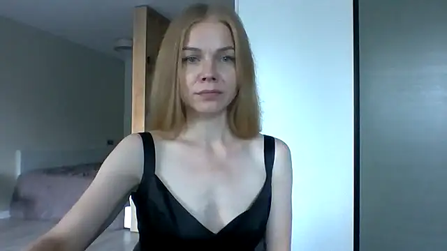 Tina5394 online show from July 15, 2026, 4:34 pm