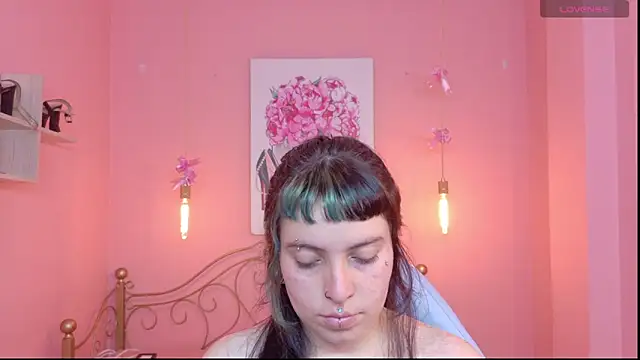 Snapshot of _sofia_smth_xx chatting on June 11, 2026, 1:09 pm sofia smth xx online show from June 11, 2026, 1:09 pm