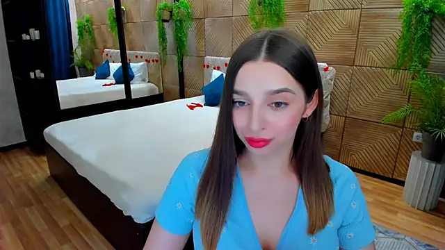FlirtySpark online show from July 12, 2026, 7:27 pm