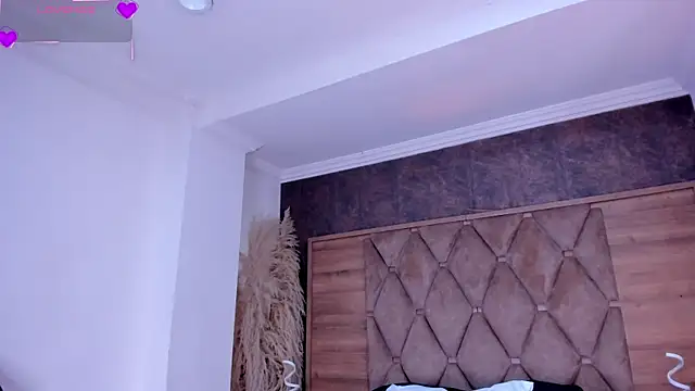 ThaliaHall 1 online show from July 4, 2026, 10:54 am