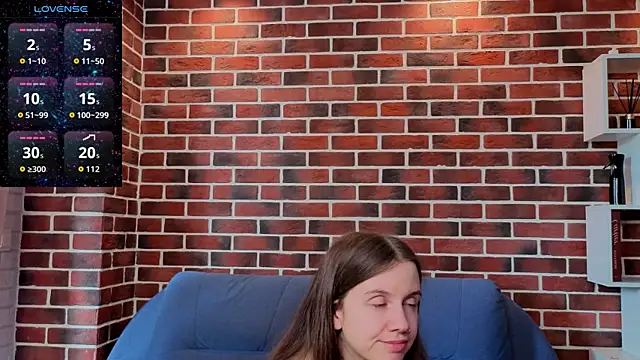 MyrtaMcclaney online show from June 11, 2026, 2:53 am