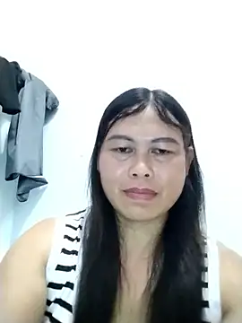 Snapshot of -Hatybi- chatting on May 31, 2026, 10:00 am -Hatybi- online show from May 31, 2026, 10:00 am