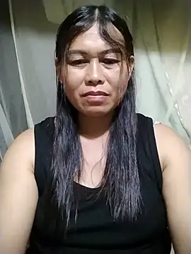 -Hatybi- online show from June 27, 2026, 1:39 pm
