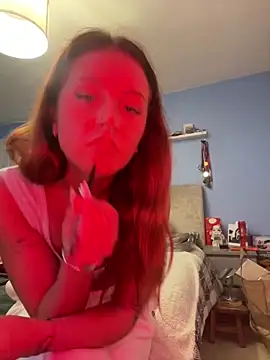 PoisonIvy x online show from June 10, 2026, 7:24 pm