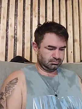 Nicedickolo online show from July 7, 2026, 6:23 pm