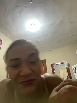 rosanna78322 online show from July 18, 2026, 12:48 am