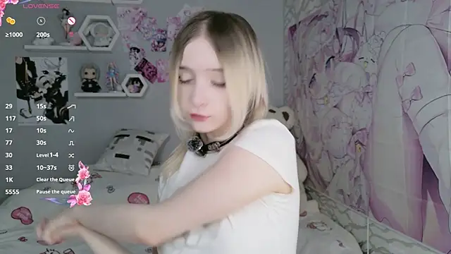 meganami online show from June 14, 2026, 3:03 pm