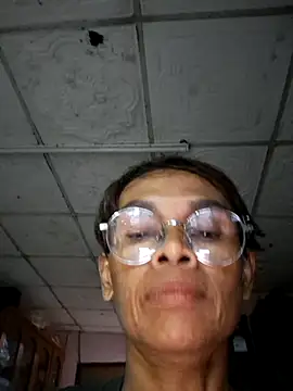 Snapshot of sexynoty69 chatting on July 21, 2026, 11:34 am sexynoty69 online show from July 21, 2026, 11:34 am