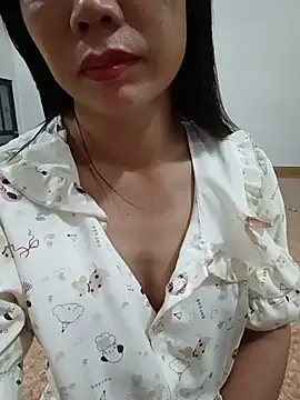 Snapshot of -Maya-a chatting on July 13, 2026, 11:02 am -Maya-a online show from July 13, 2026, 11:02 am