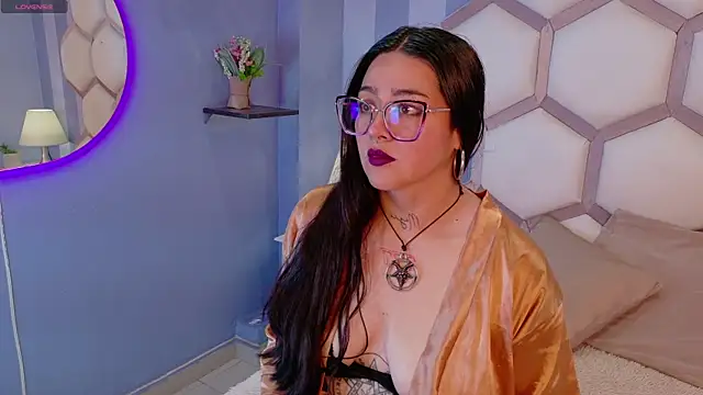 LilithRossi online show from June 8, 2026, 7:36 pm