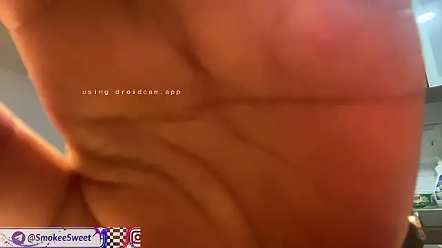 Snapshot of SweetSmokee chatting on July 20, 2026, 12:25 am SweetSmokee online show from July 20, 2026, 12:25 am