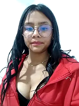 Snapshot of Sofielovee-01 chatting on July 17, 2026, 12:50 am Sofielovee-01 online show from July 17, 2026, 12:50 am