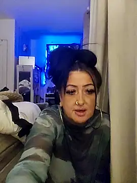 Angeldevlin81 online show from June 15, 2026, 12:24 am