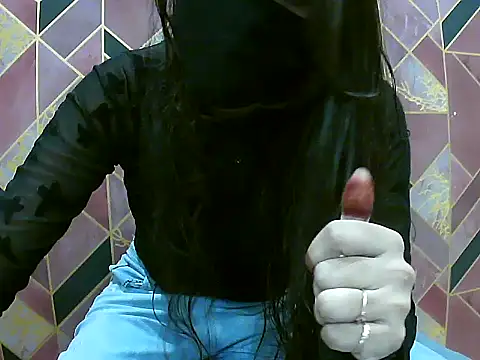 Hot-Roshni online show from June 15, 2026, 6:10 pm
