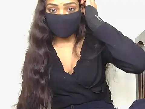 Hot-Roshni online show from July 13, 2026, 7:49 pm