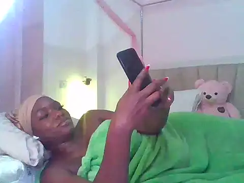 Snapshot of Xannaxx_ chatting on June 25, 2026, 4:01 am Xannaxx online show from June 25, 2026, 4:01 am