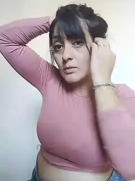 almacurvy 22 online show from May 30, 2026, 6:05 pm