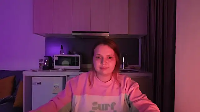 InoriGirl online show from May 31, 2026, 6:09 pm