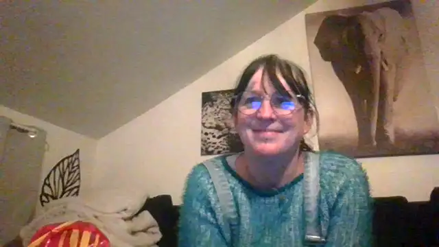 Snapshot of sexujuly88 chatting on November 27, 2025, 10:34 pm sexujuly88 online show from November 27, 2025, 10:34 pm