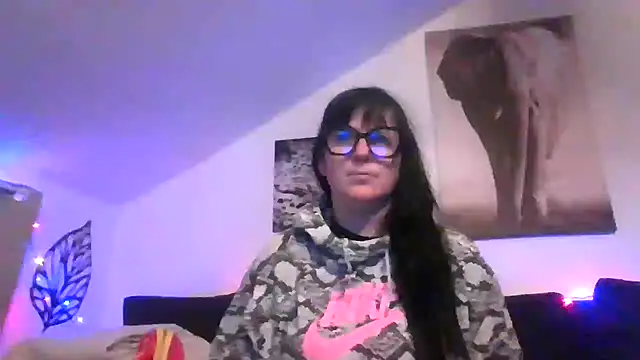 Snapshot of sexujuly88 chatting on December 17, 2025, 10:16 pm sexujuly88 online show from December 17, 2025, 10:16 pm