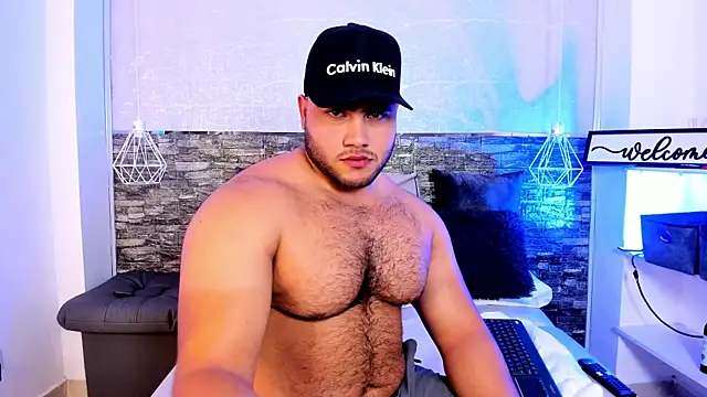apolorusso online show from July 15, 2026, 7:02 am