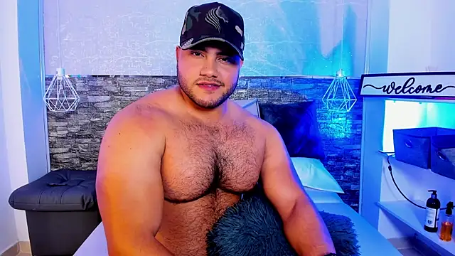 apolorusso online show from July 24, 2026, 6:11 am